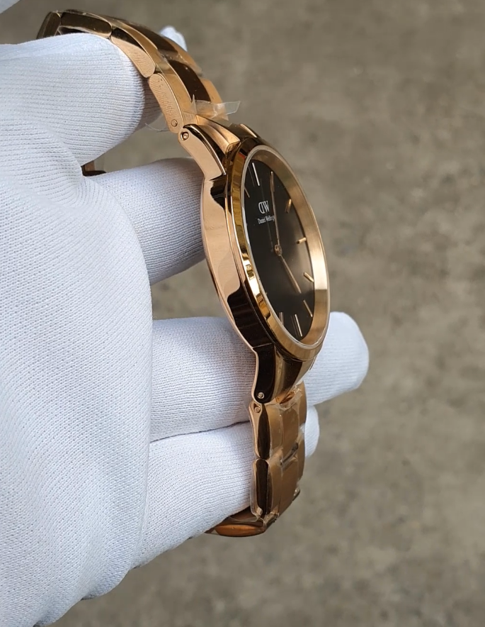 Đồng hồ DW ICONIC chính hãng