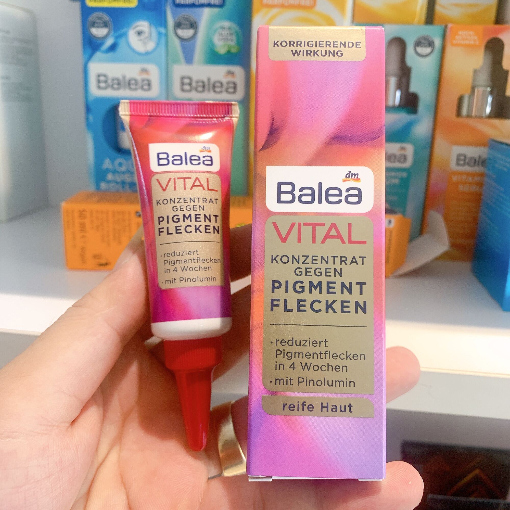 (Bill Đức ) - KEM NÁM BALEA DUNKLE FLECKEN AUFHELLER - nội địa Đức