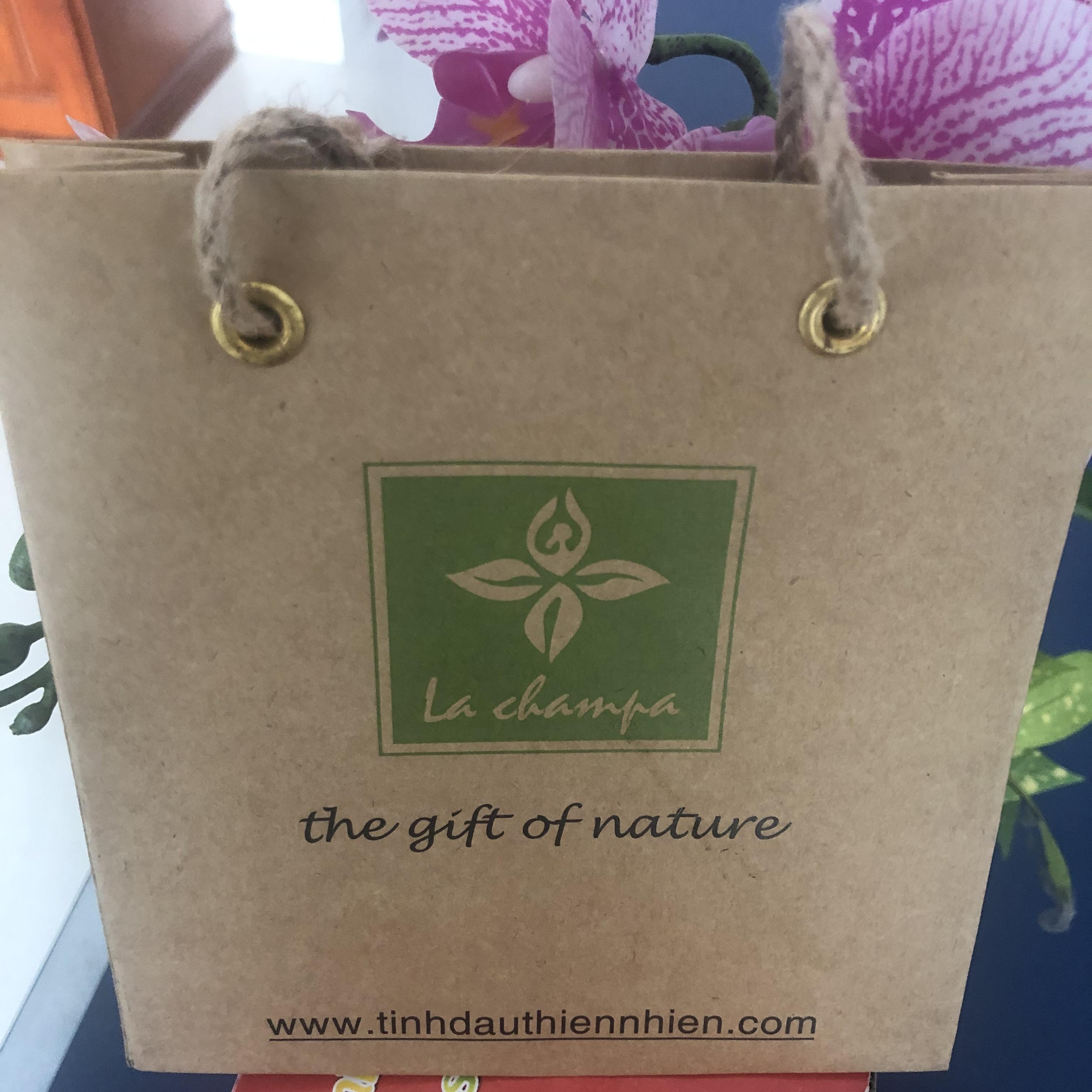 Tinh dầu Chanh La-champa nguyên chất