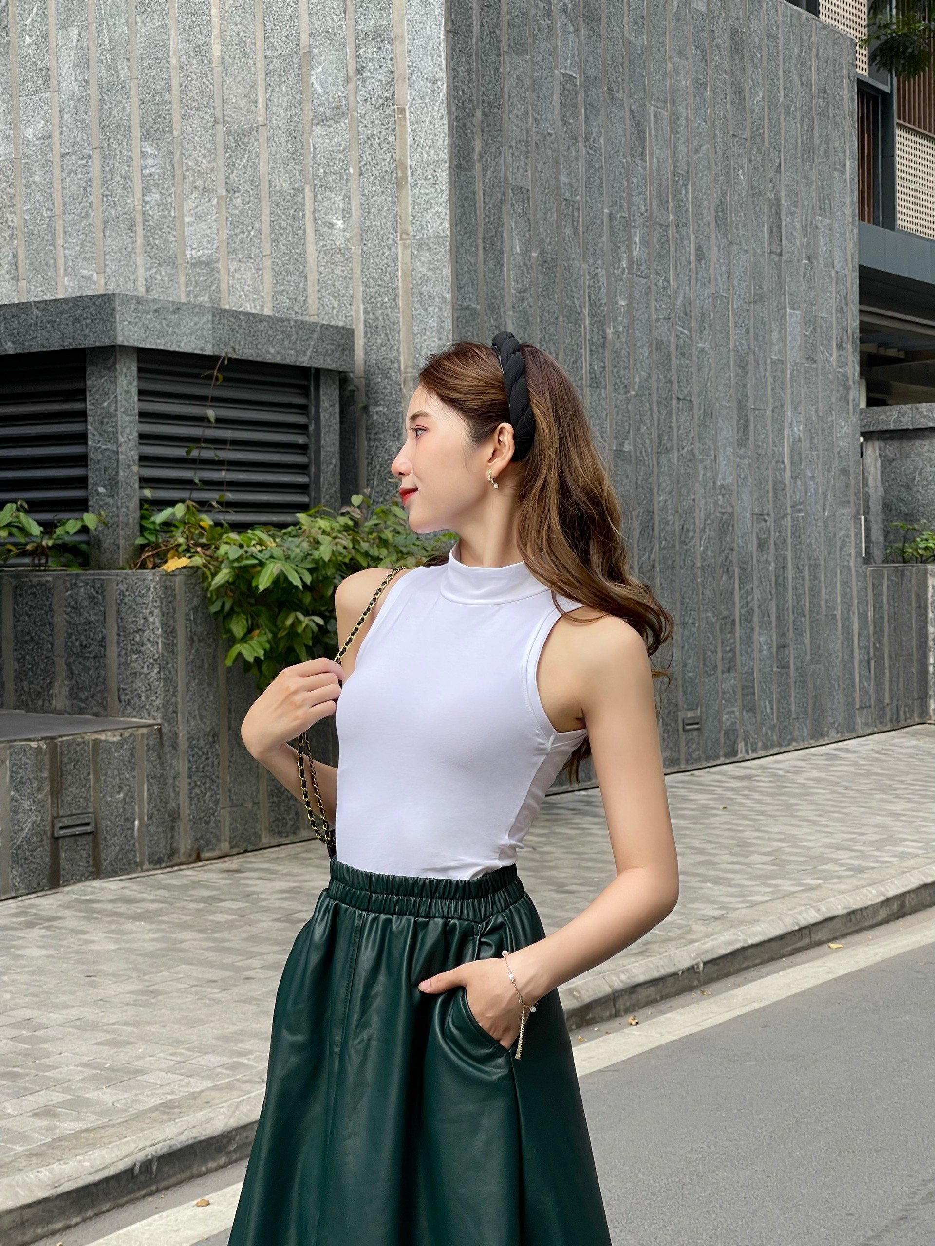 Áo cổ lọ croptop thun gân cộc tay AfterBefore