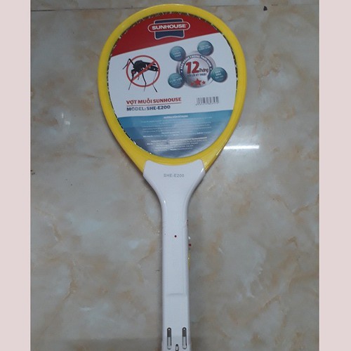 [HCM] [BẢO HÀNH CHÍNH HÃNG 2 NĂM] VỢT MUỖI SUNHOUSE SHE-E200 MÀU VÀNG