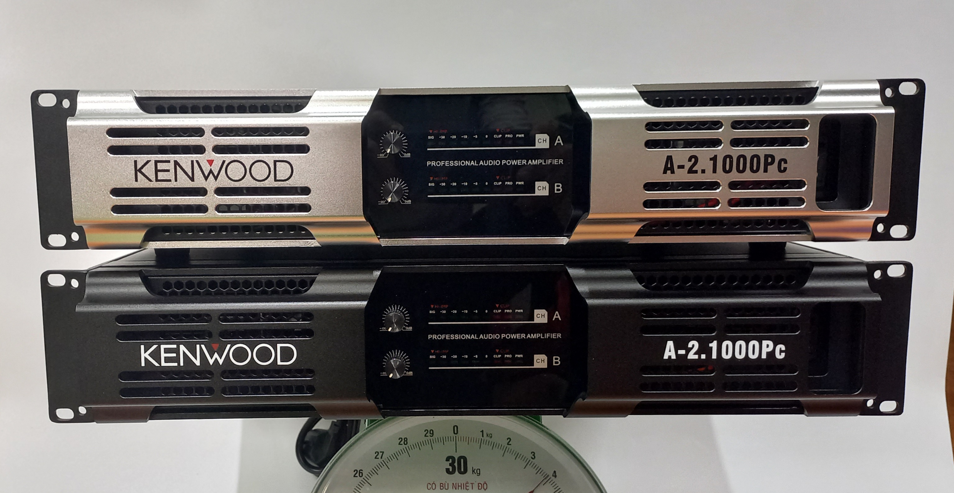 Quạt Mini Đeo Cổ -3D gió siêu mát thế hệ mới