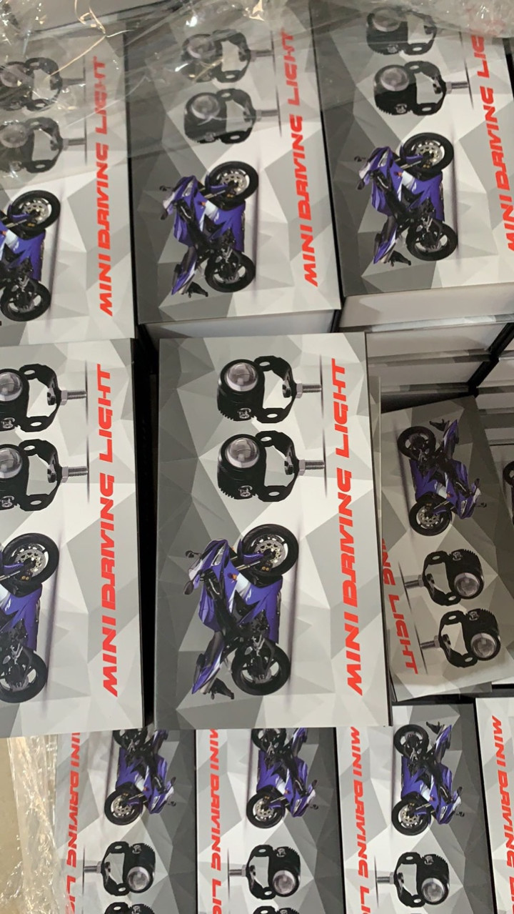 Đèn trợ sáng - 1 chiếc đèn trợ sáng mini cos vàng pha trắng