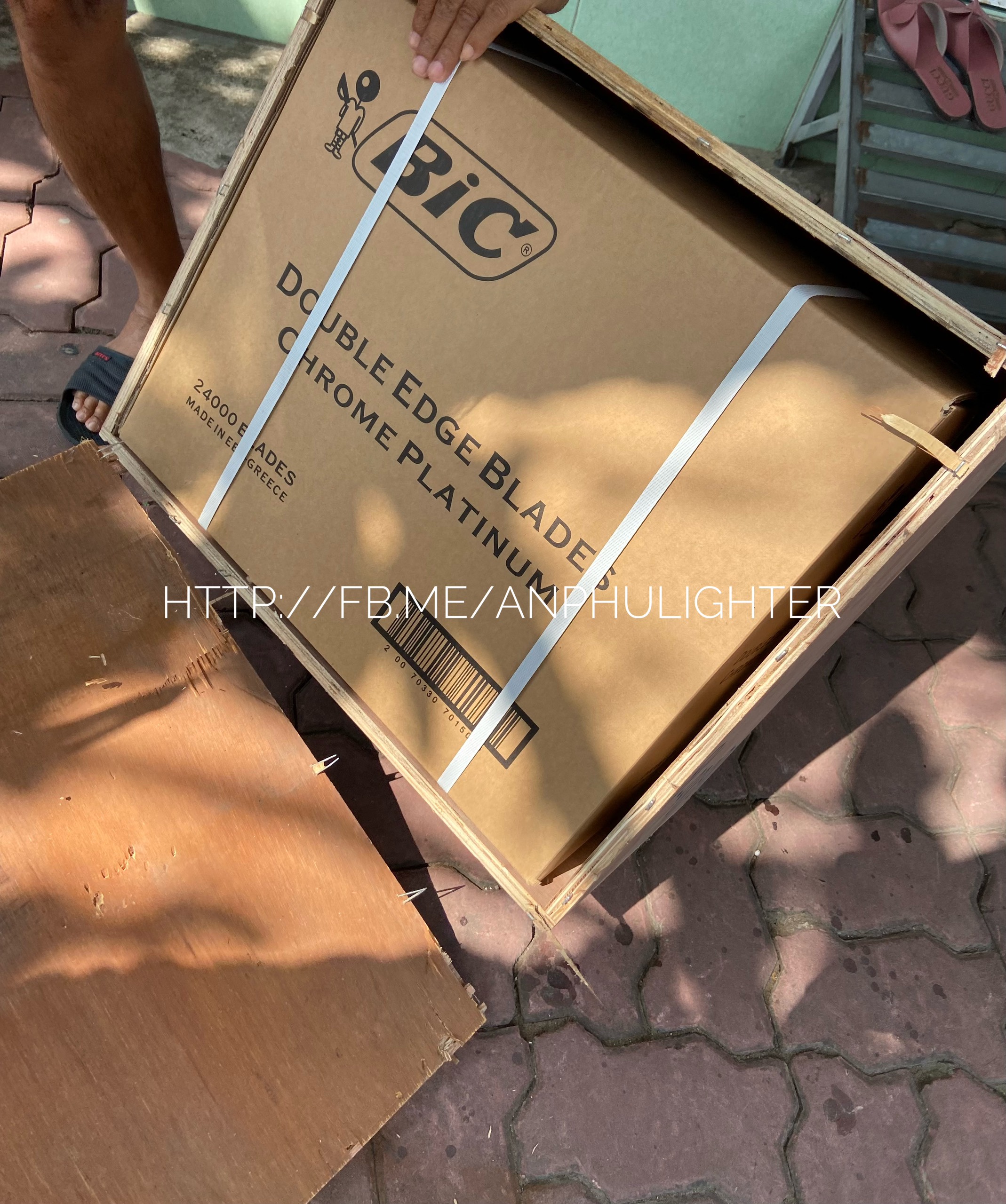 Lưỡi Lam BiC - Hộp 100 Lưỡi - Lam Cạo Râu