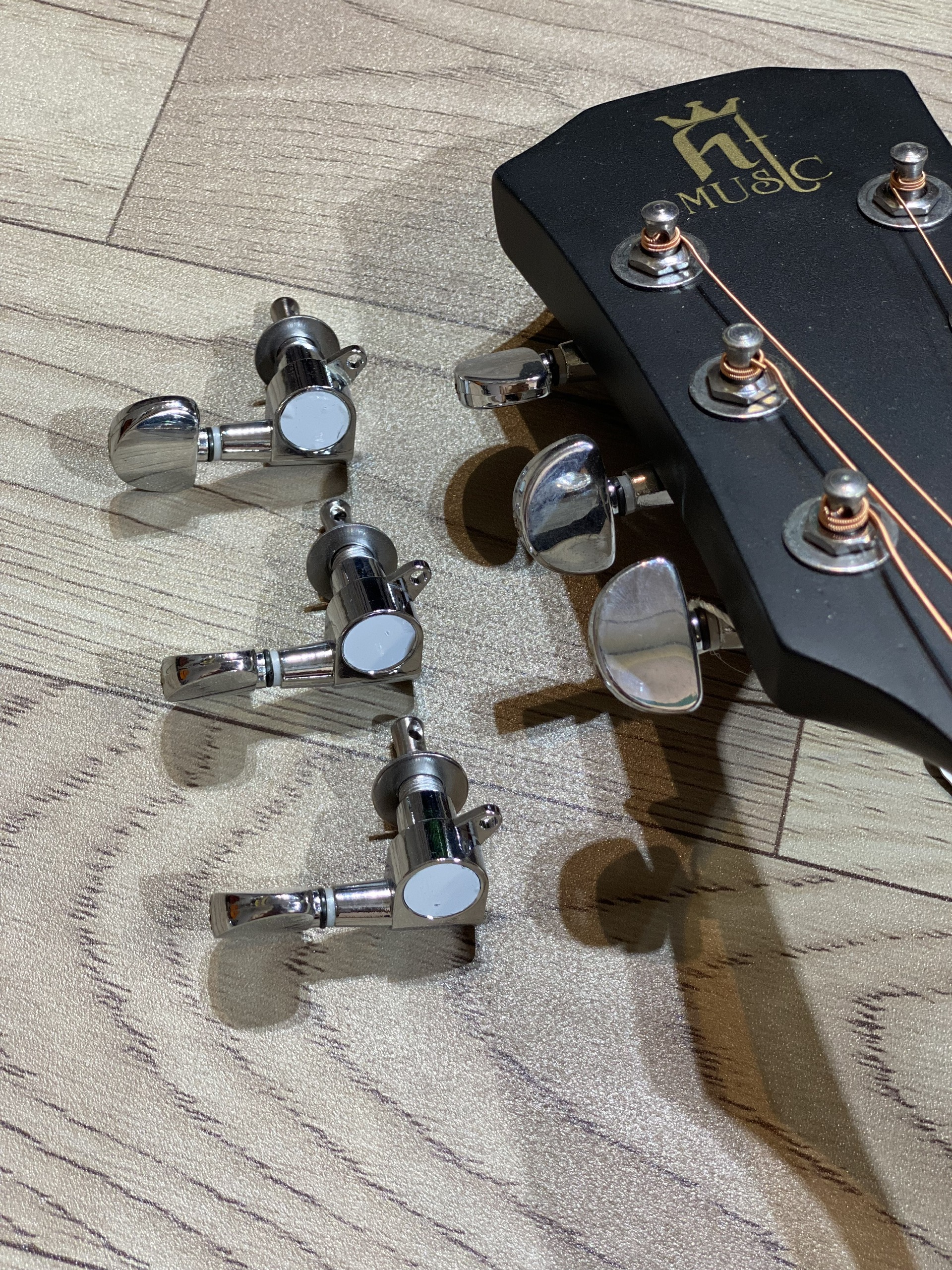 Bộ khóa đúc đàn acoustic guitar