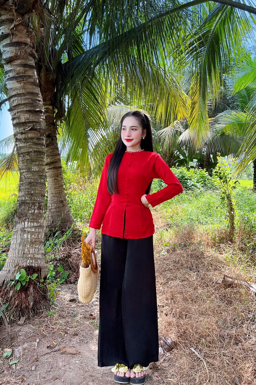 sét bà ba viền ngọc tay dài nút bọc