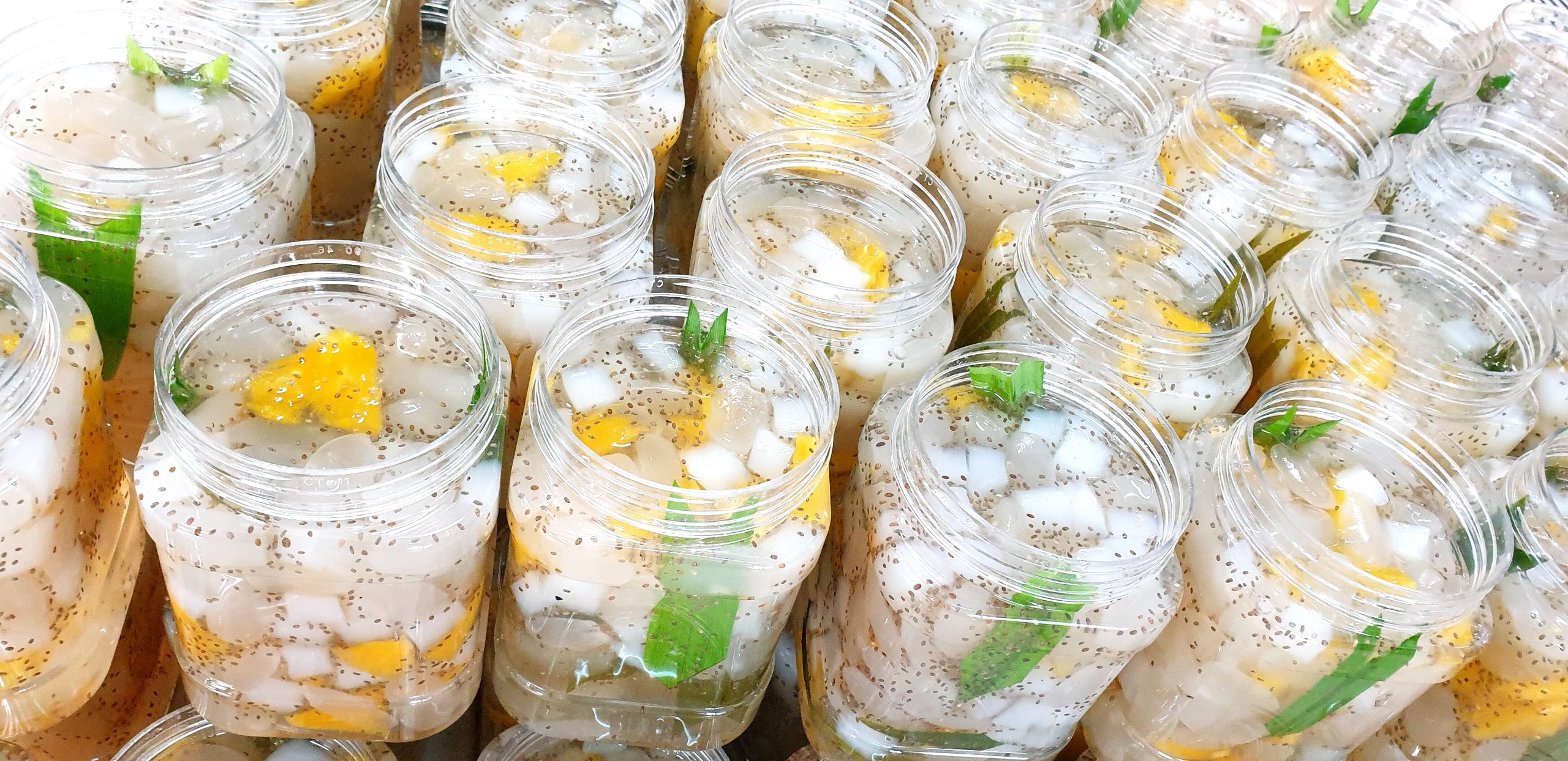 ￼Đác rim thơm mix chia thạch dừa hủ 1kg