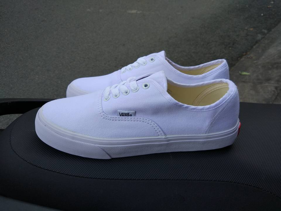 Giày Vans Classic TRẮNG Full Box Tag