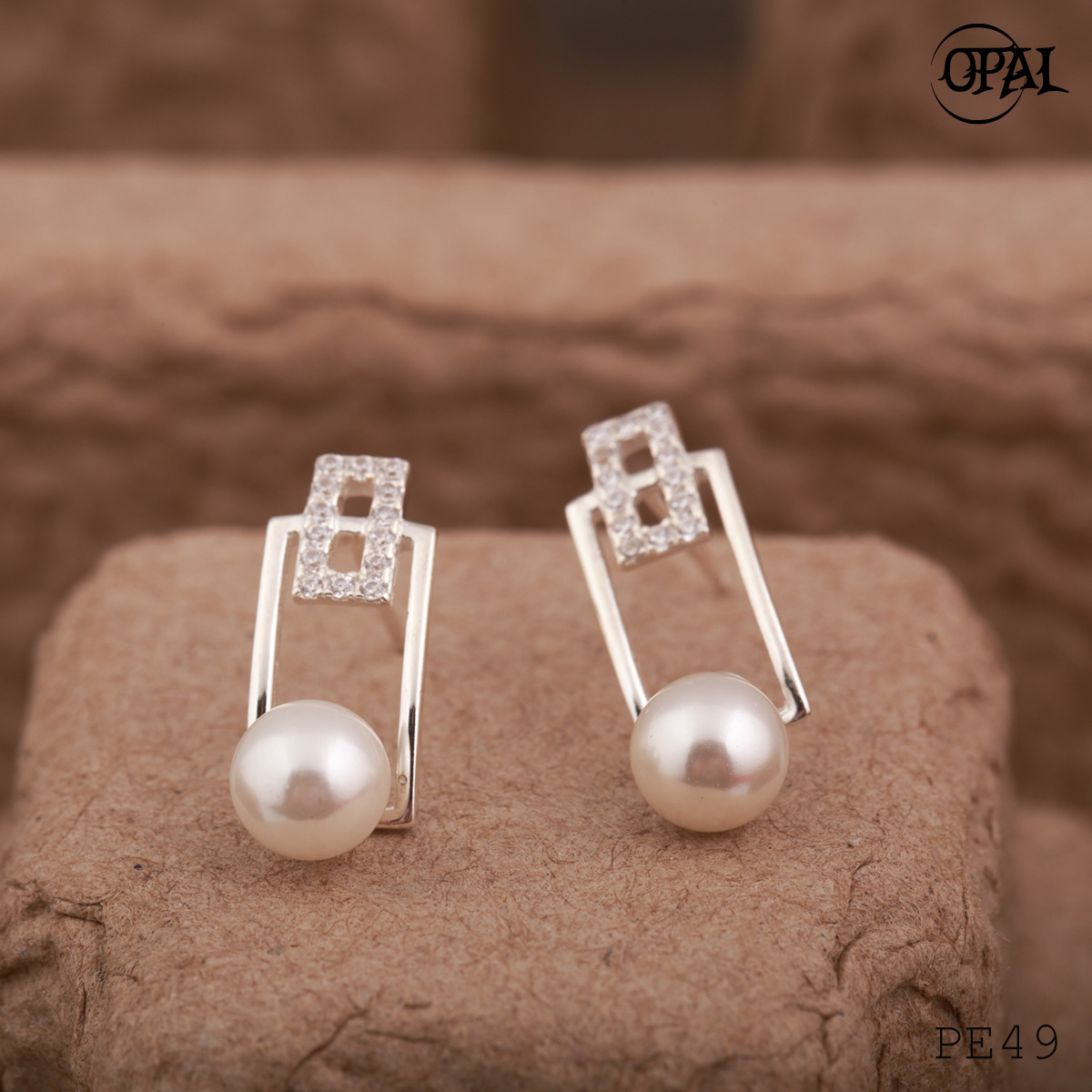 Pe49 - hoa tai bạc đính ngọc trai opal