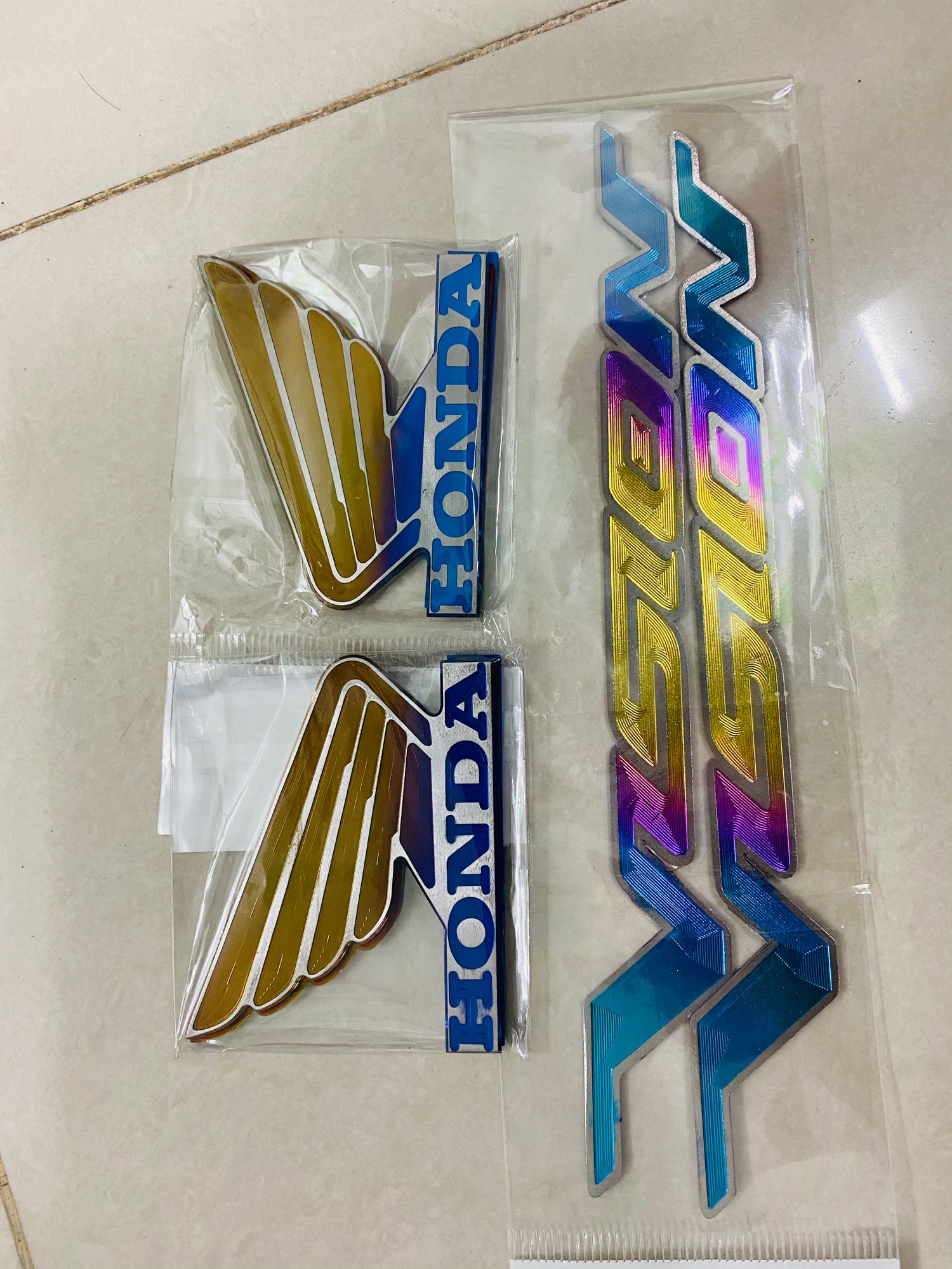 Combo chữ Vision và cánh chim honda Titanium