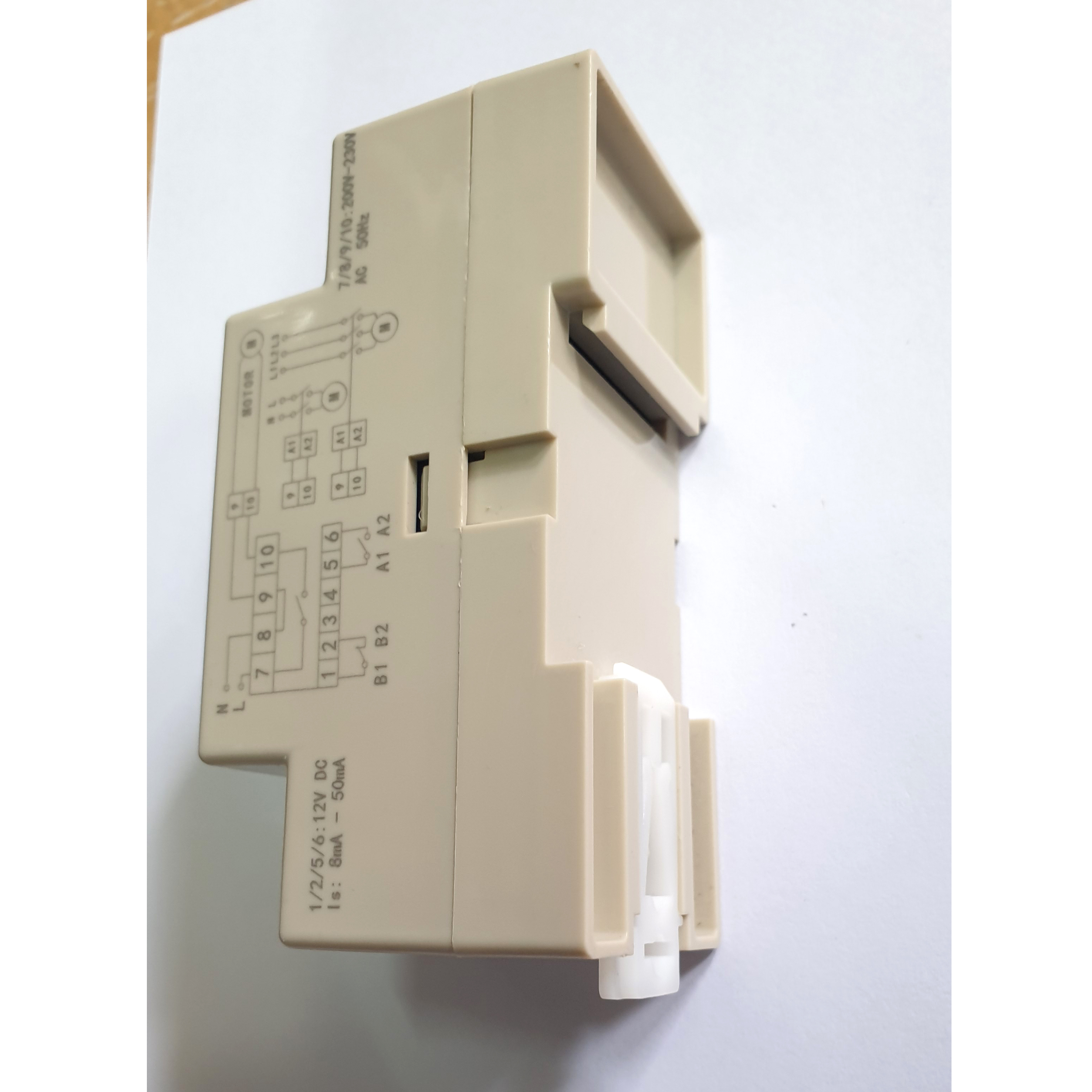 Rơ le an toàn phao điện 12v Charto gắn ray