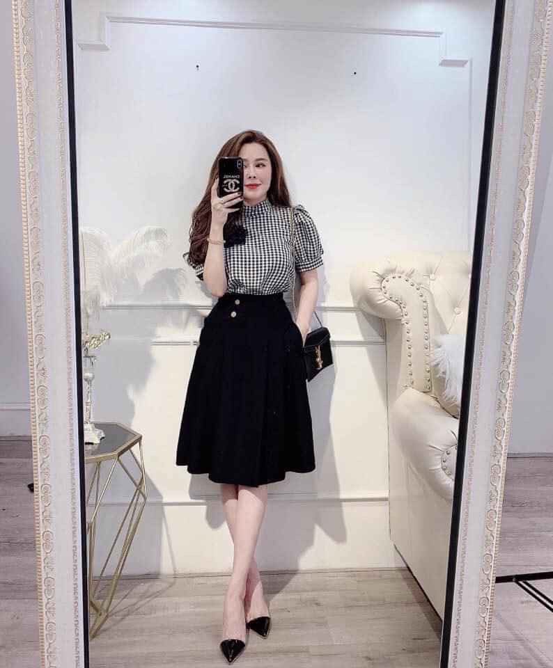 Chân váy dáng dài phối 2 cúc