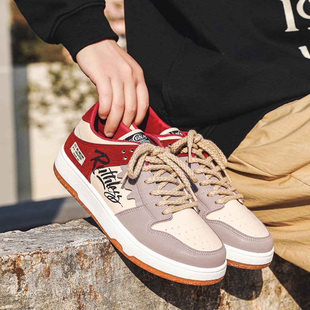 Giày sneaker nam Chukky đơn giản bắt mắt màu nổi bật