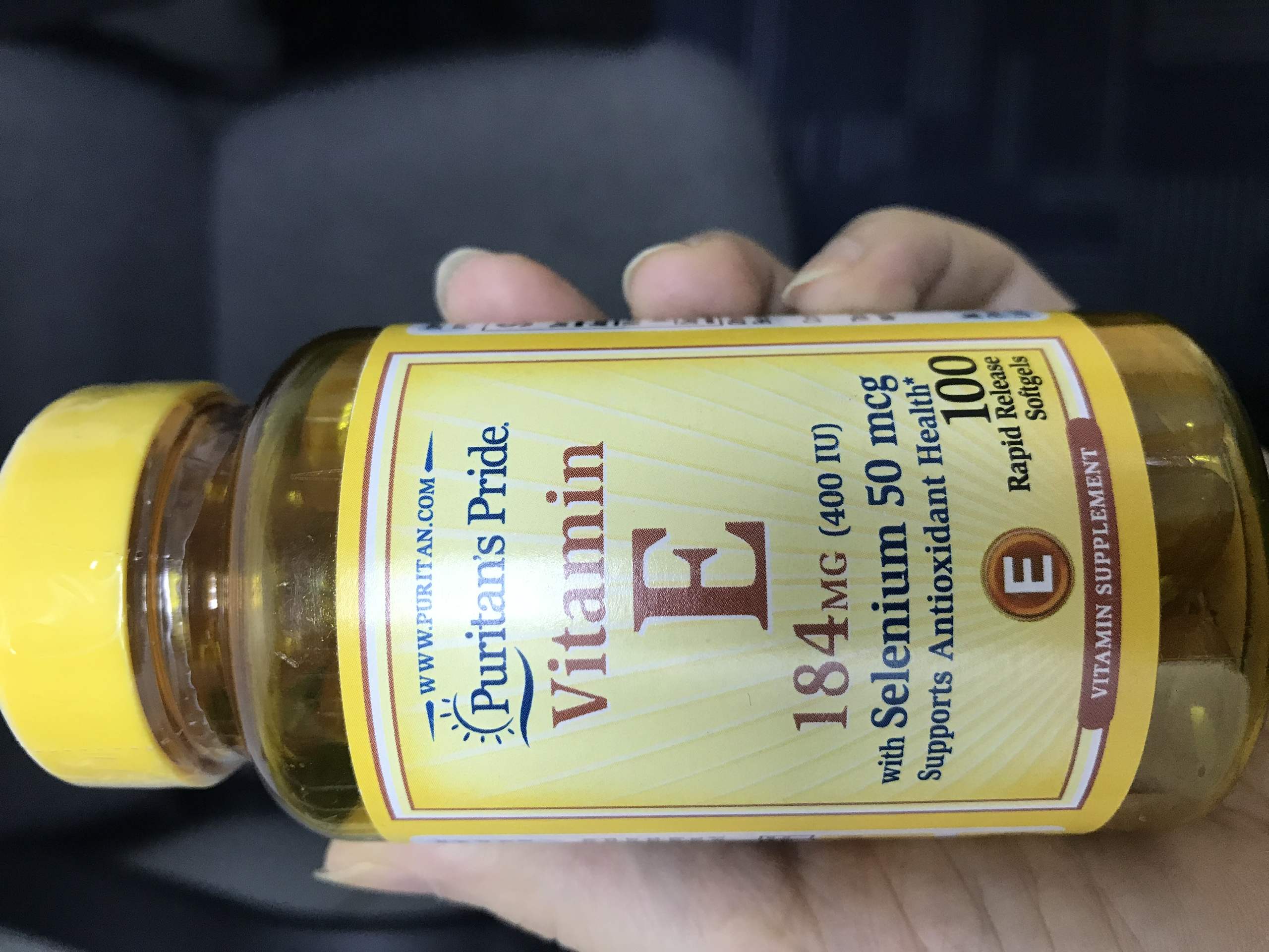 Vitamin E thiên nhiên 400 IU with Selenium 50mcg (100 viên) của Puritan’s Pride
