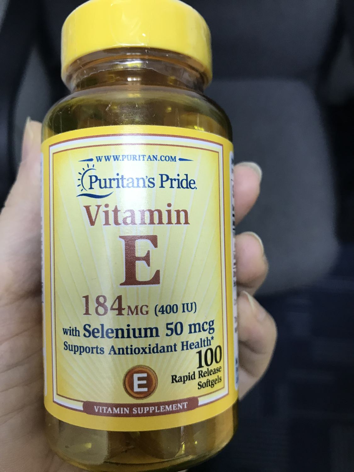 Vitamin E thiên nhiên 400 IU with Selenium 50mcg (100 viên) của Puritan’s Pride
