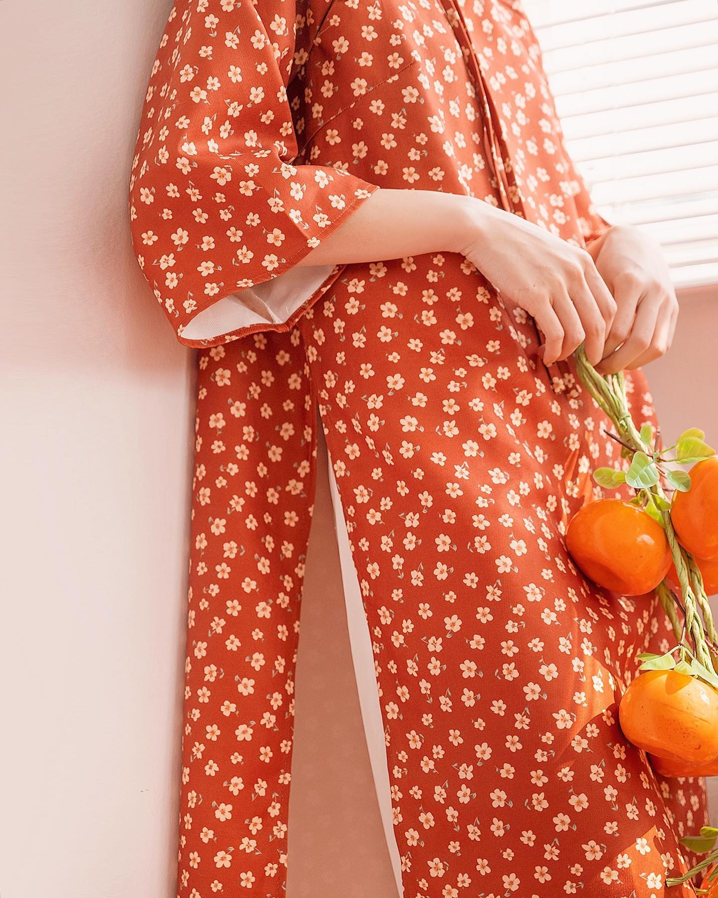 Set áo dài (kèm quần) Naked by V - Mứt Tết