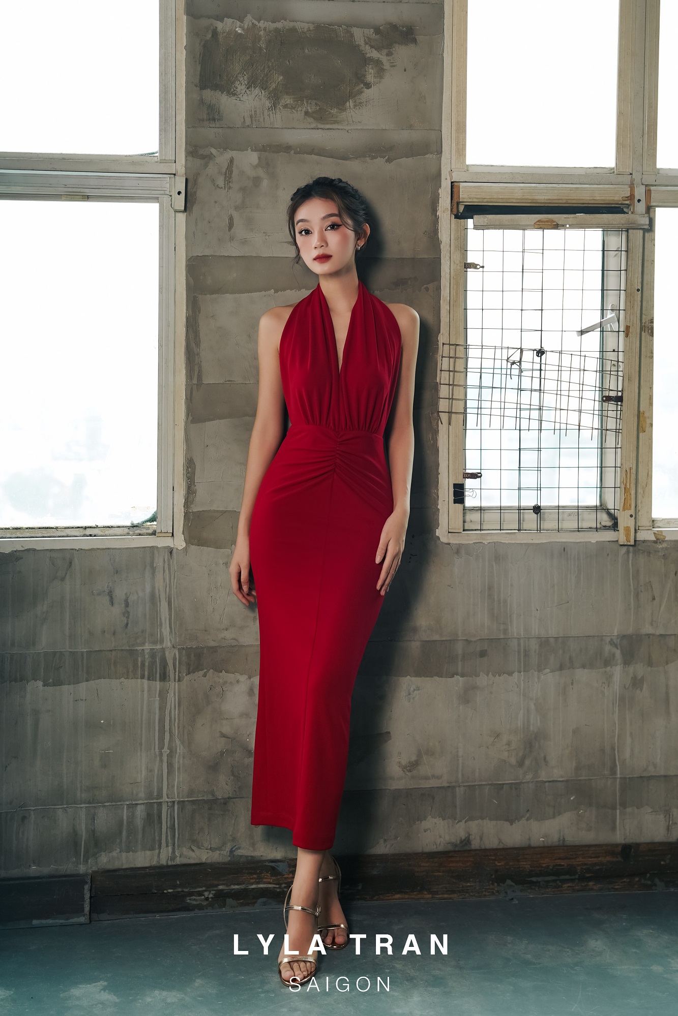 Đầm đỏ ôm body hở lưng quyến rũ (Berry Dress)
