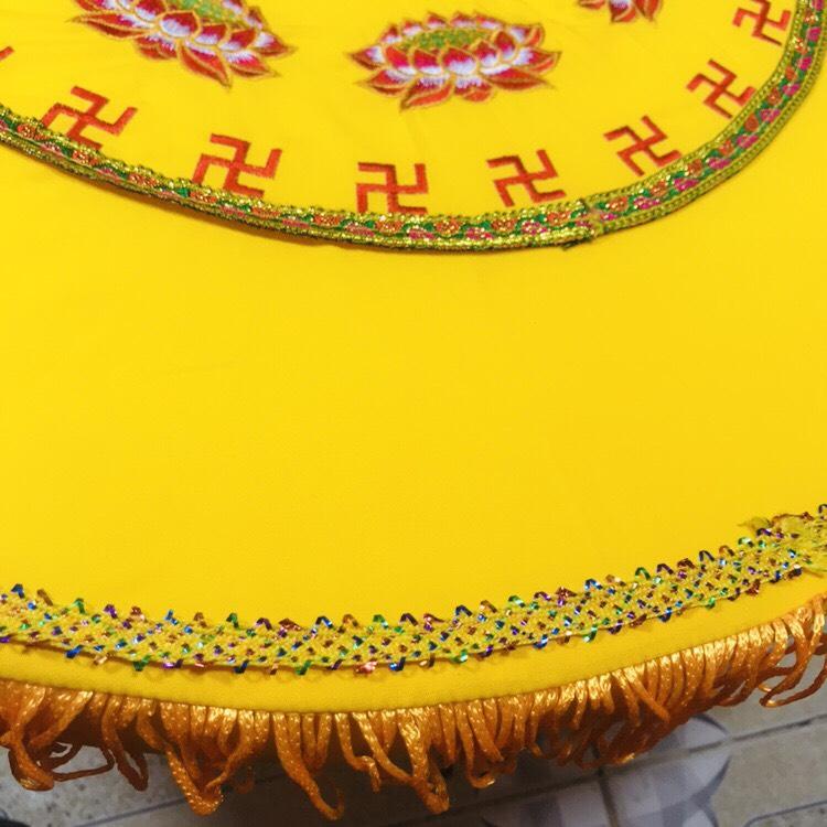 Tọa cụ tròn ngồi thiền thêu hoa sen