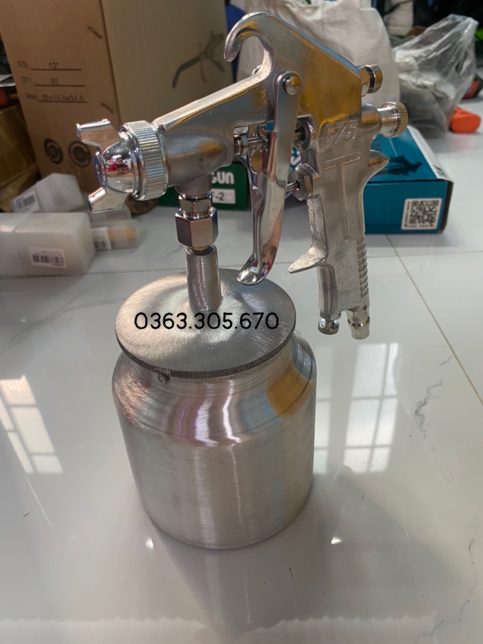 Súng phun sơn F75 bình dưới 800cc , đầu phun 1.8mm