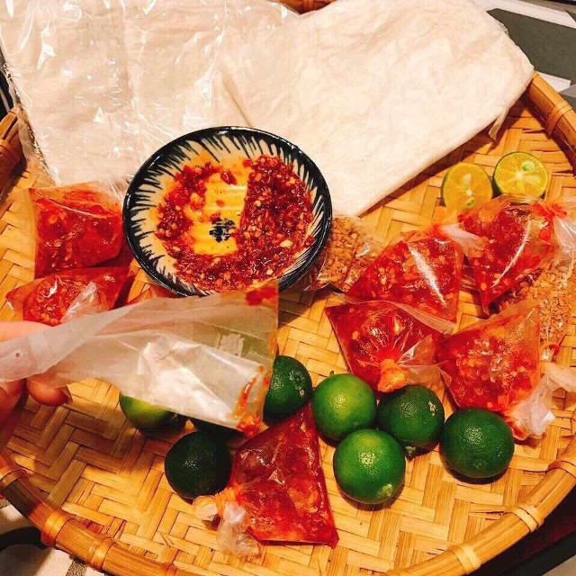 Combo 20 bịch bánh tráng ớt tắc siêu cay