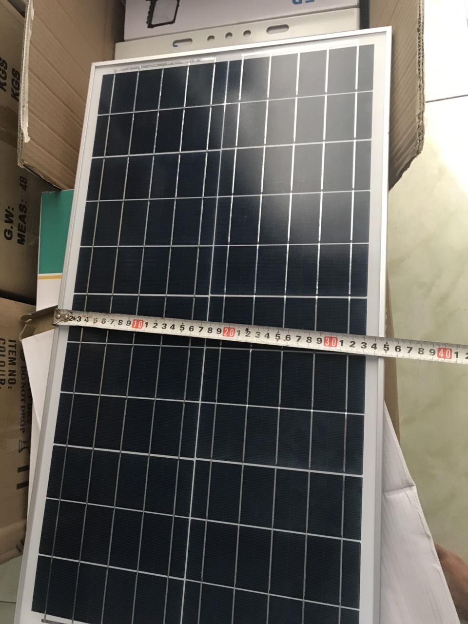 [HCM]Đèn pha năng lượng mặt trời 200W