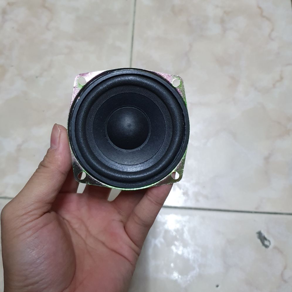 1 đôi loa rời vi tính nhỏ 8cm