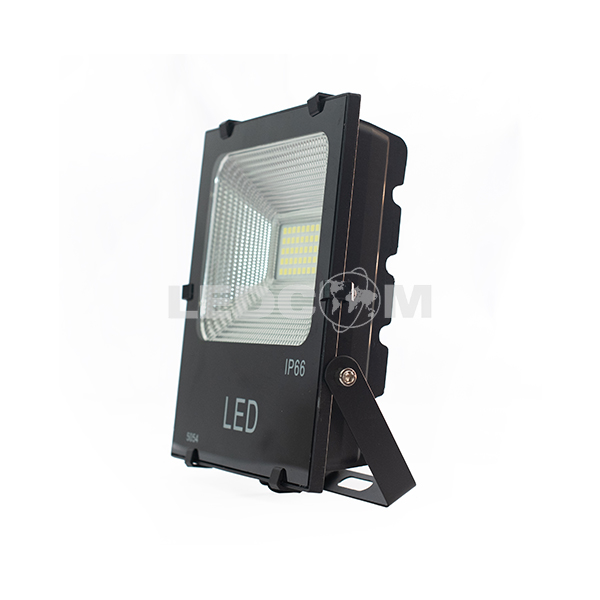 Đèn pha LED 50W ngoài trời ánh sáng vàng