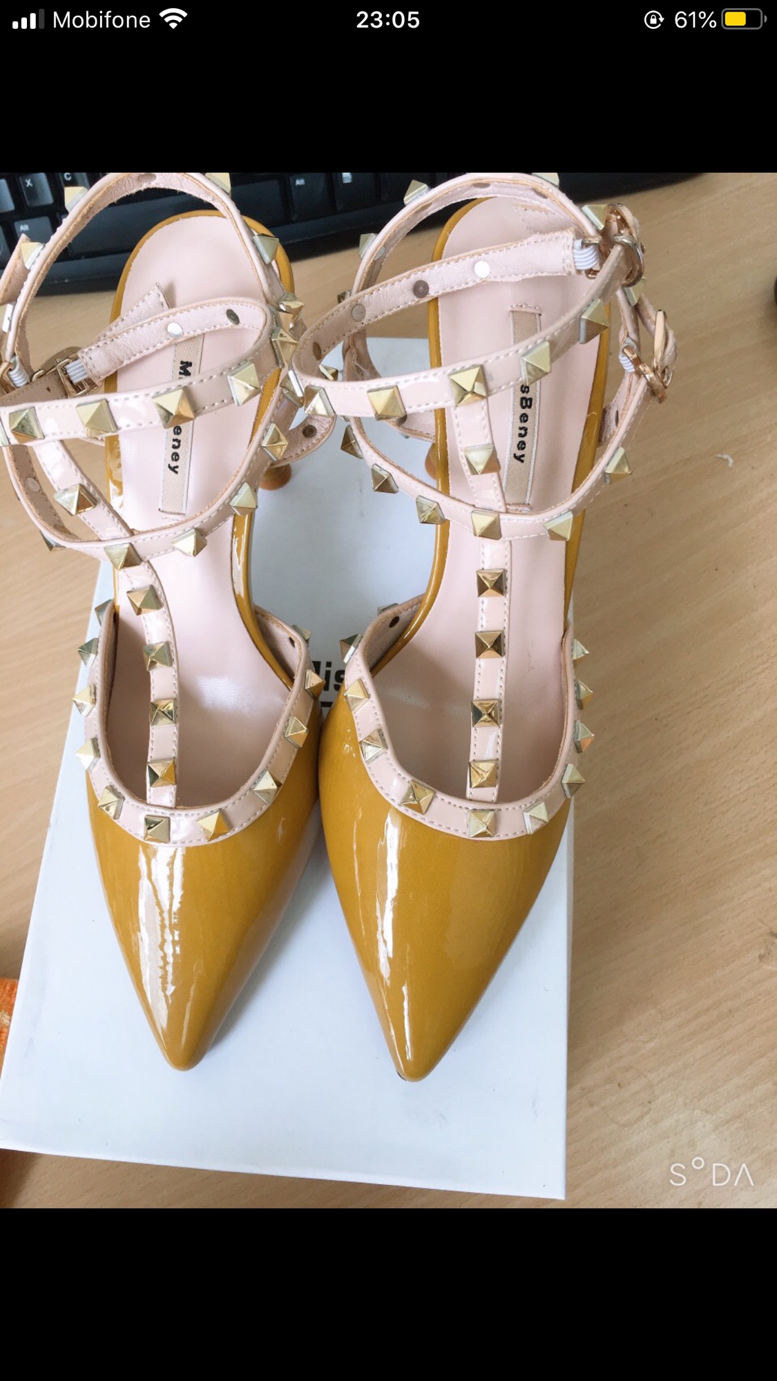 sandal chiến binh đinh tán bit mũi