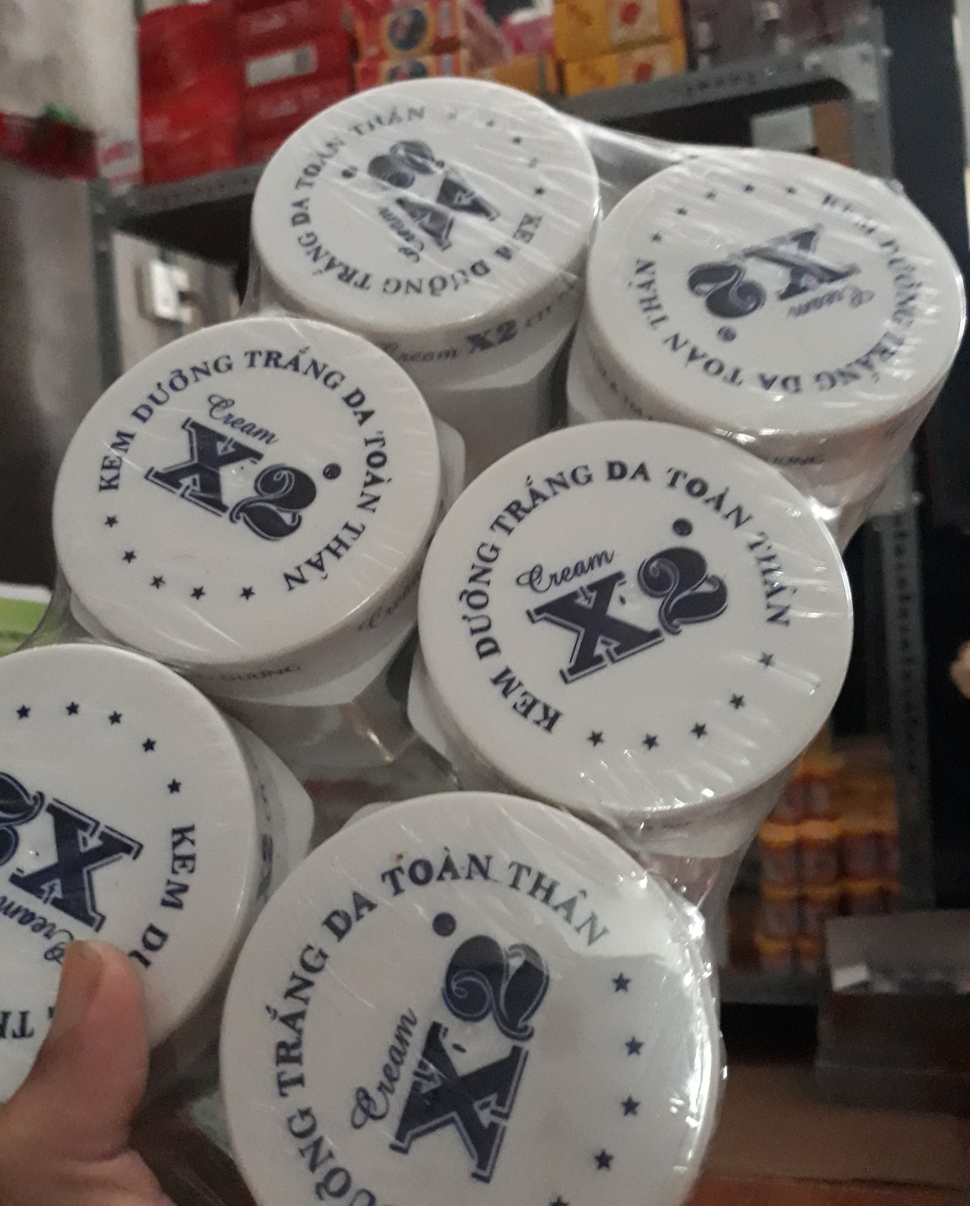 kem trắng da x2