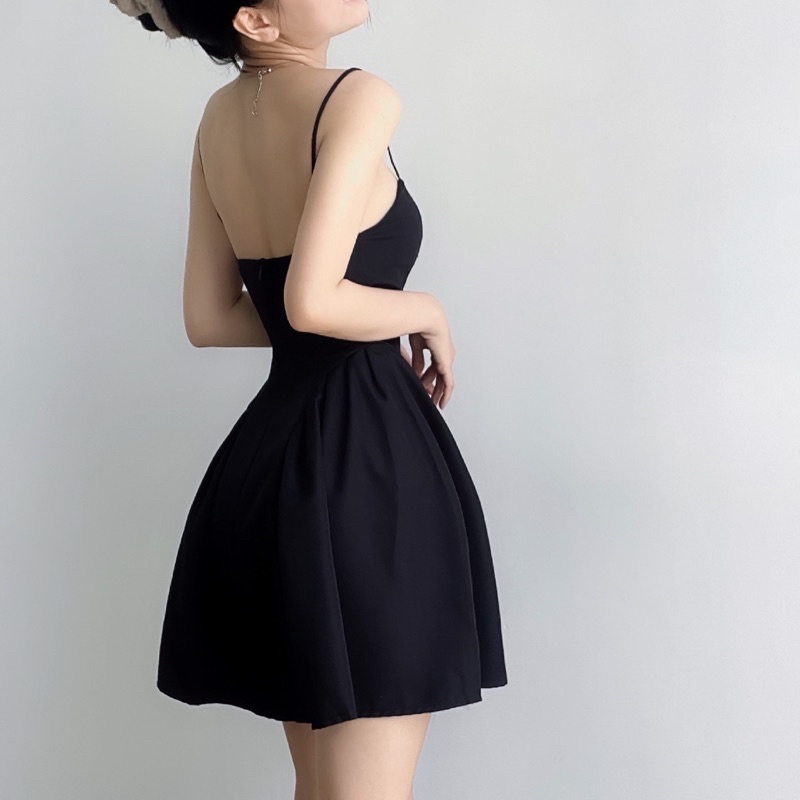 Đầm 2 Dây Dáng Xoè Xếp Li Hack Dáng