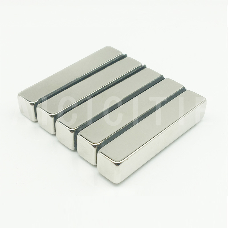 Nam châm đất hiếm kích thước 40x10x10mm