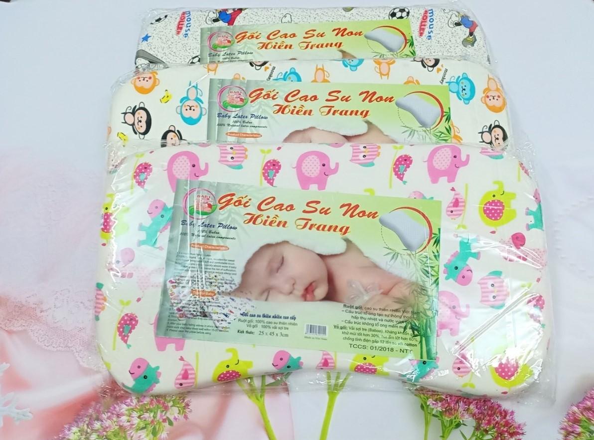 GỐI CAO SU NON LỚN CHO BÉ GỒM CẢ VỎ VÀ RUỘT GỐI  (25 X 45 x 3CM )