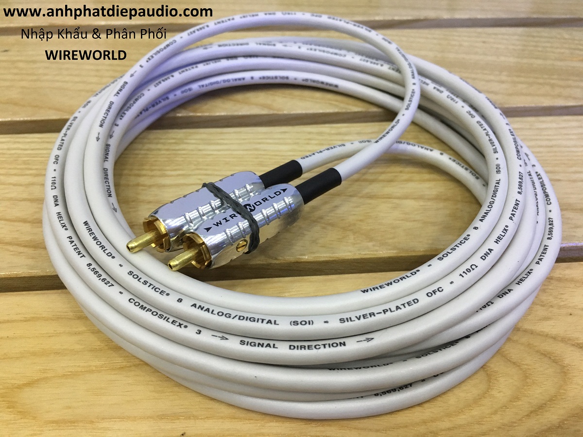 Dây tín hiệu sub Wireworld Solstice 8 Subwoofer Cable 4M