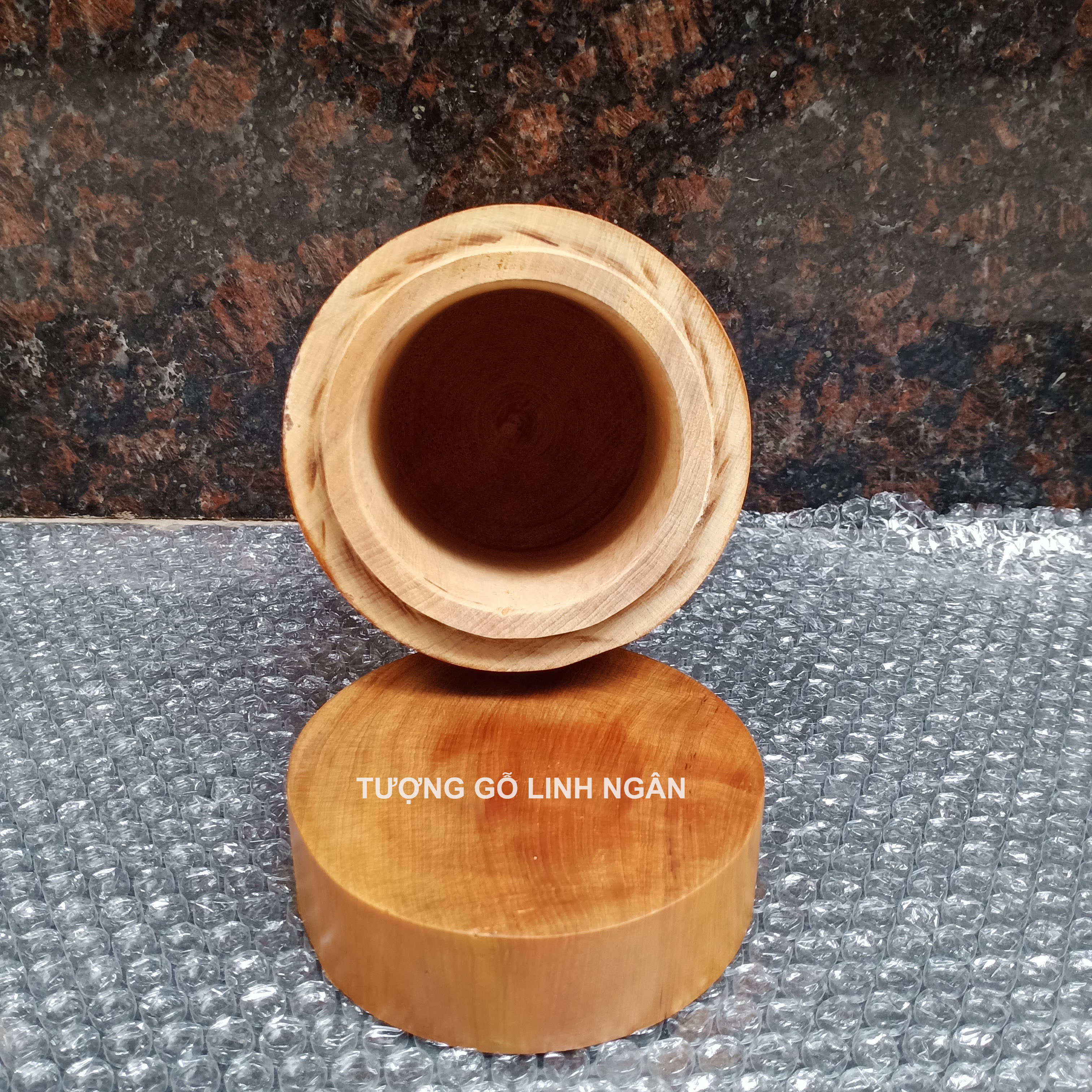 Hộp đựng chè gỗ bách xanh