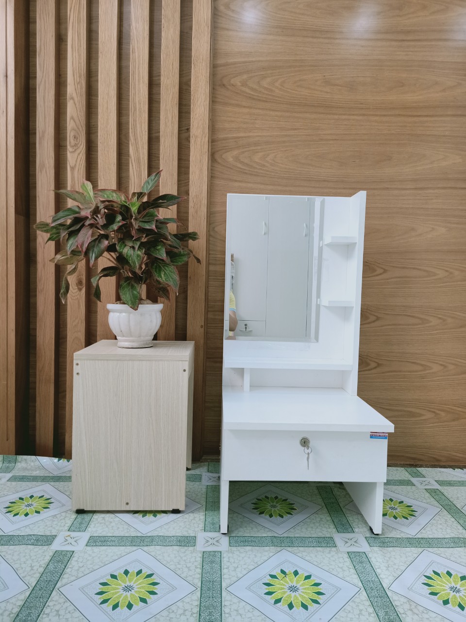 Bàn trang điểm 40/trắng