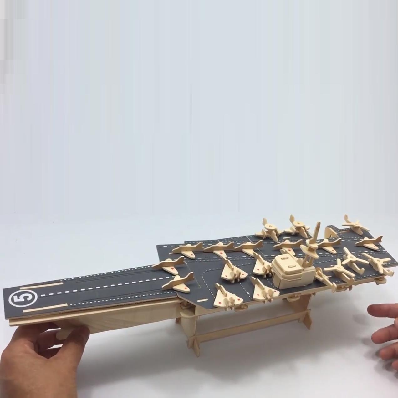 Đồ chơi lắp ráp gỗ 3D Mô hình Tàu sân bay  1