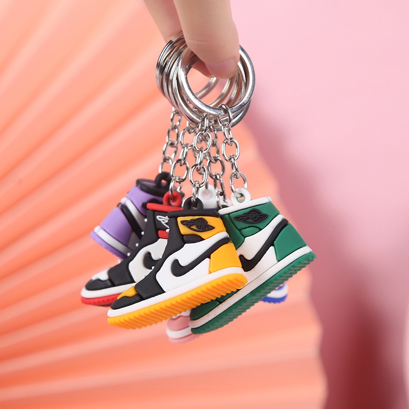 Mốc khoá SNEANER 3D Hình Giày Nike