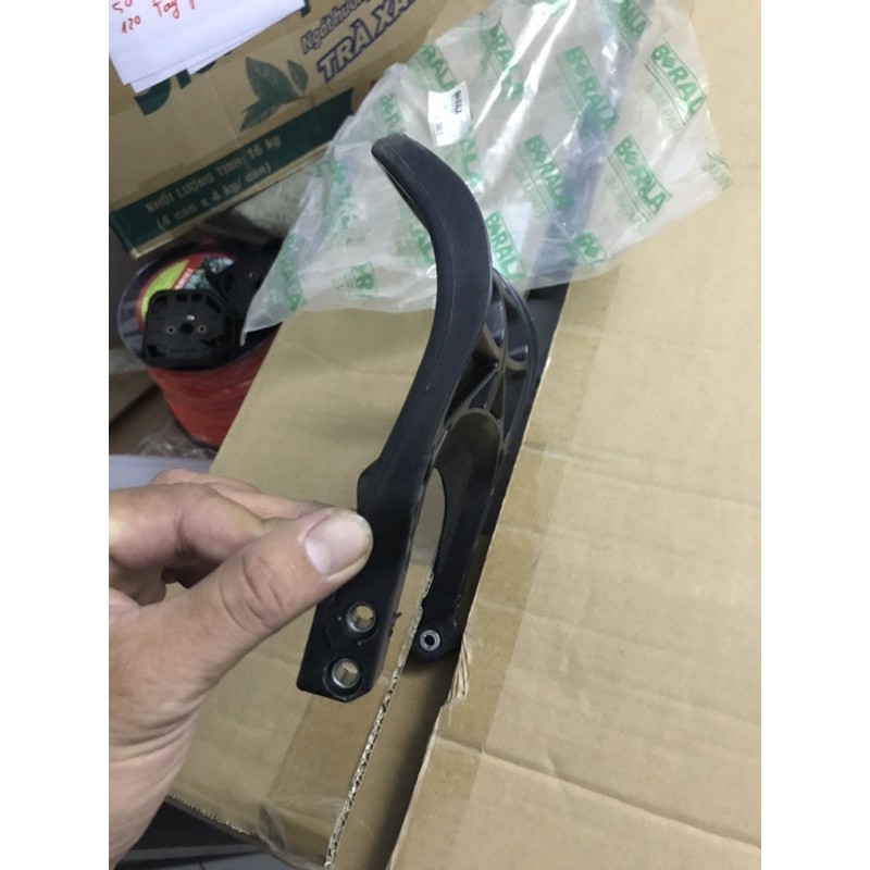 [HCM]Tay thắng máy cưa xích STIHL MS381