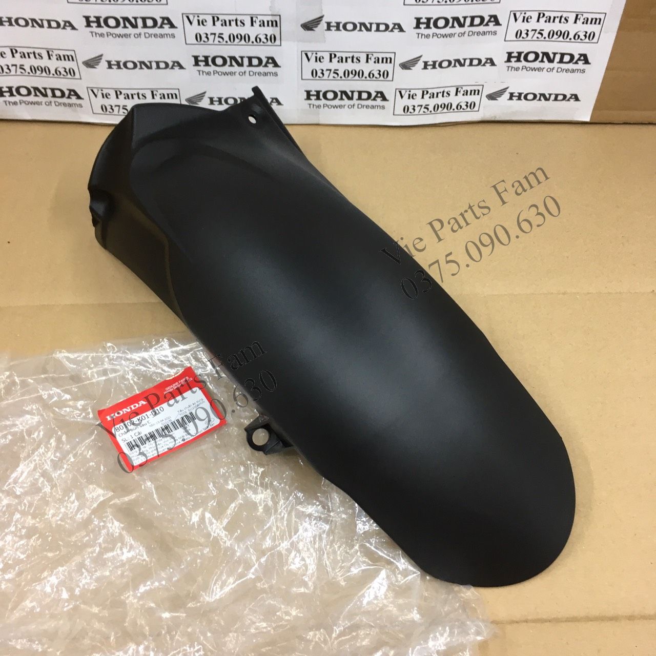 Chắn bùn sau C lót gầm bánh sau sh 2013-2014-2015-2016-2017-2018-2019 (Phiên bản ABS và CBS) chính hiệu honda