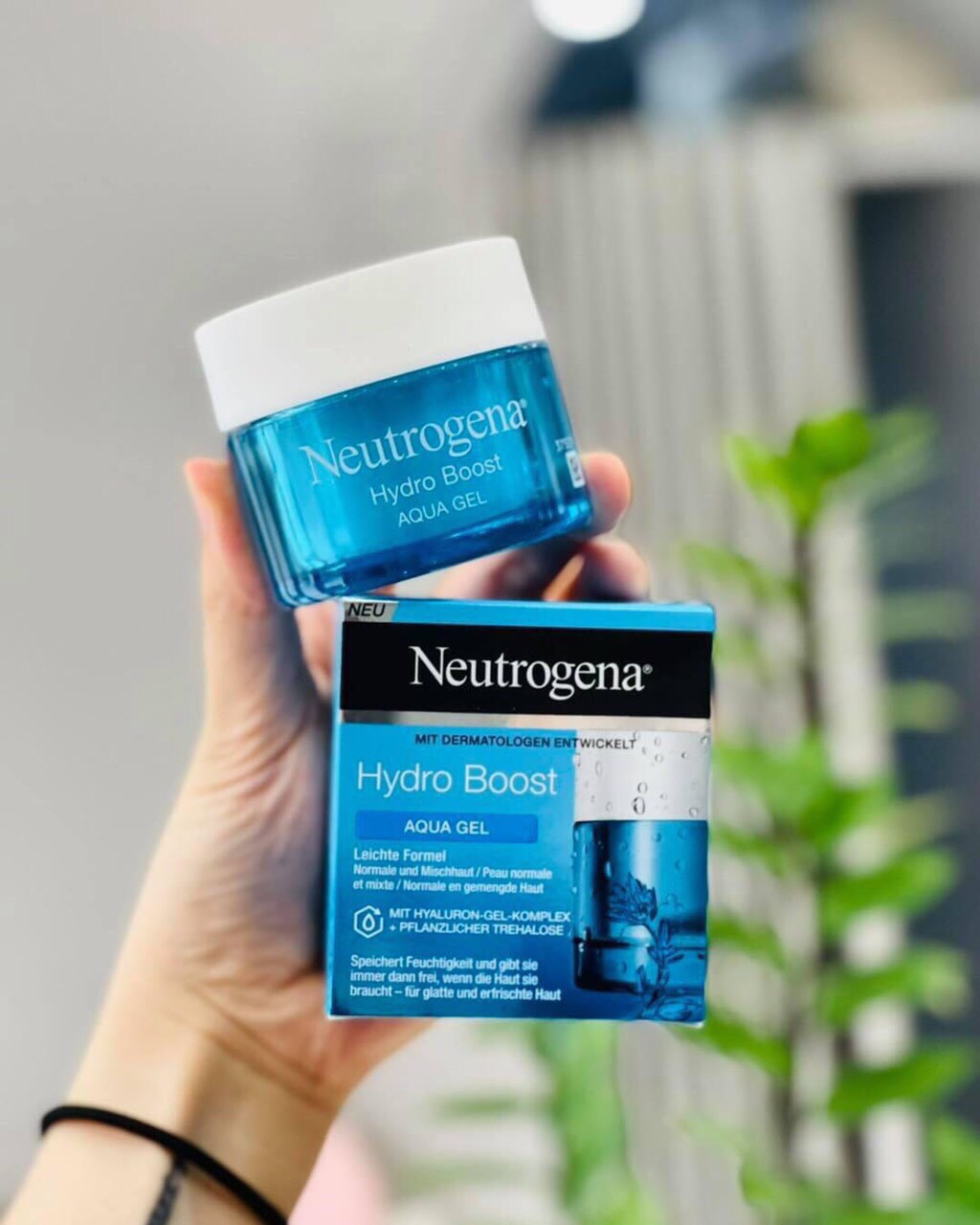 KEM DƯỠNG ẨM NEUTROGENA ( 50ml )
