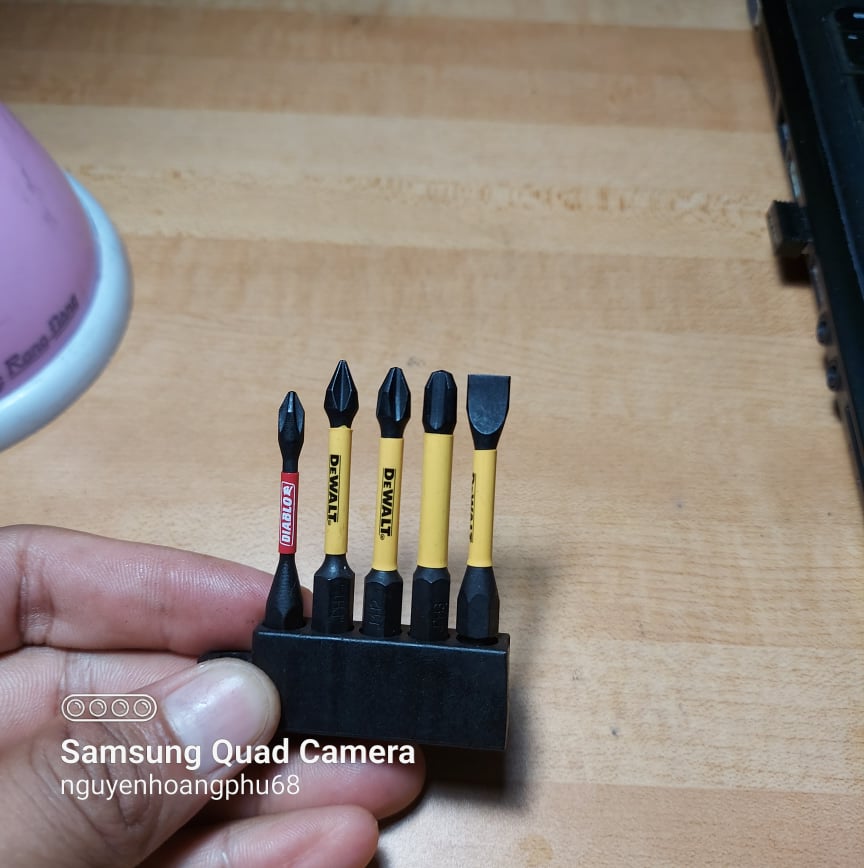 Bộ mũi vít đầu vít dewalt