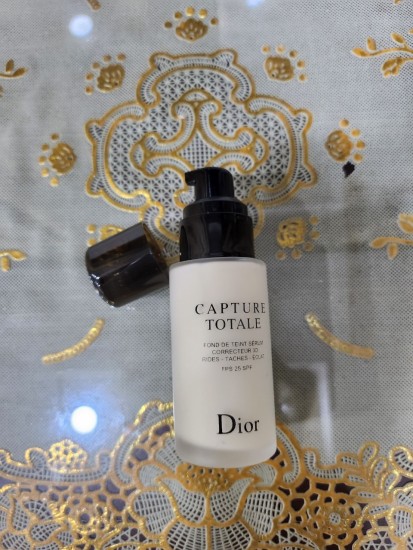 Kem nền che khuyết điểm dior capture 60ml