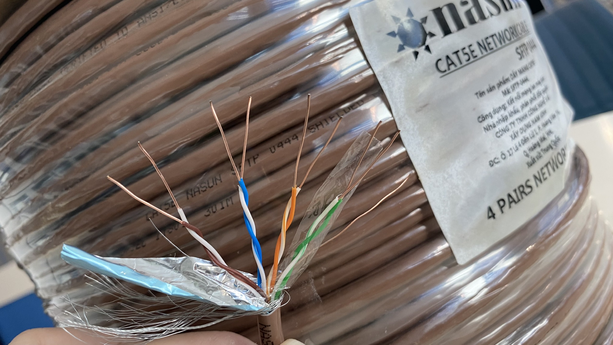 (Cuộn 305m). Dây mạng SFTP Cat5 Nasun SFTP 0444