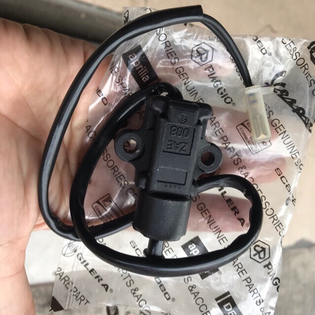 Cục đá chống tắt máy Xe Vespa