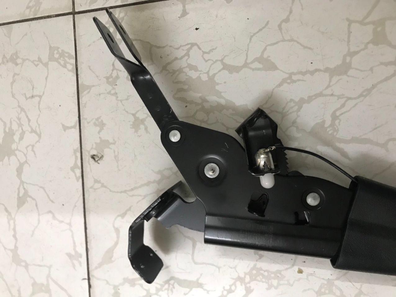 Tay kéo phanh Chery QQ/ Daewoo Matiz/Chevrolet Spark