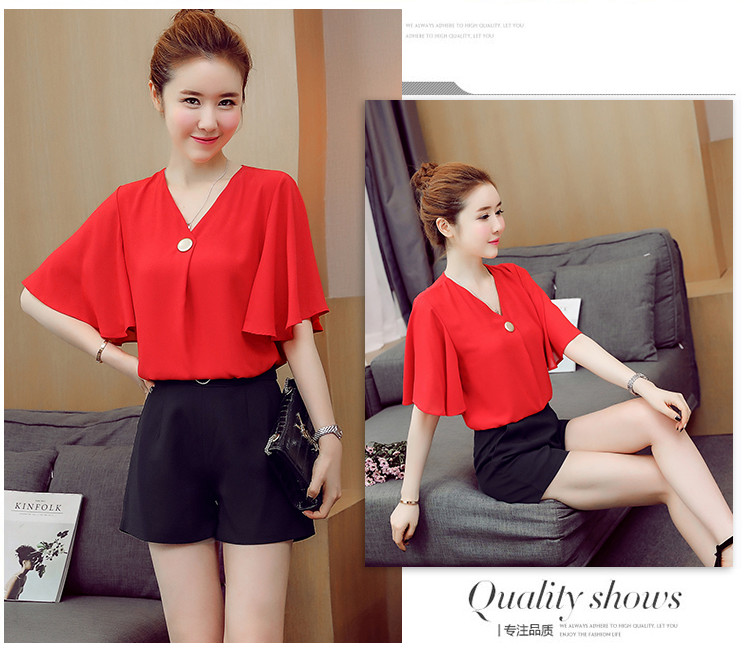 Áo kiểu tay loe cực duyên -mã m02
