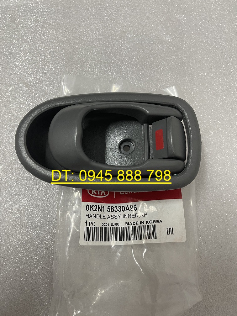 Tay mở cửa trong Kia Spectra