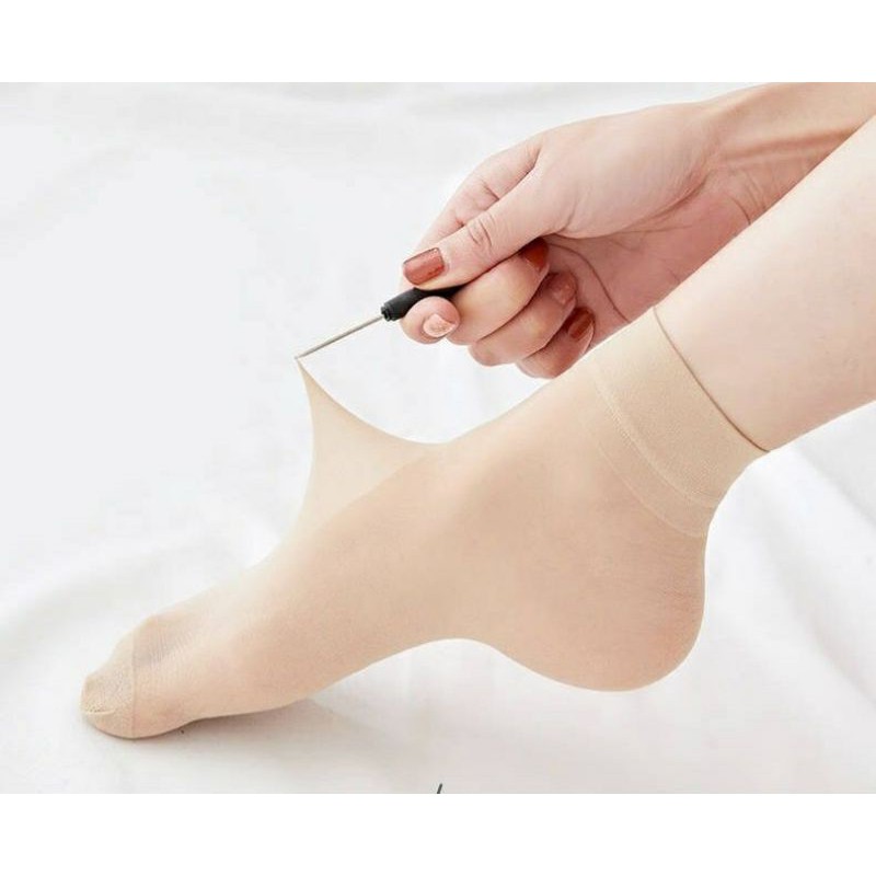 Tất da chân cho mẹ sau sinh