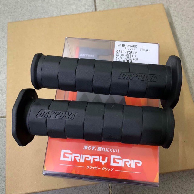 Cặp Bao tay lái Daytona gắn cho mọi loại xe [ bao êm ]