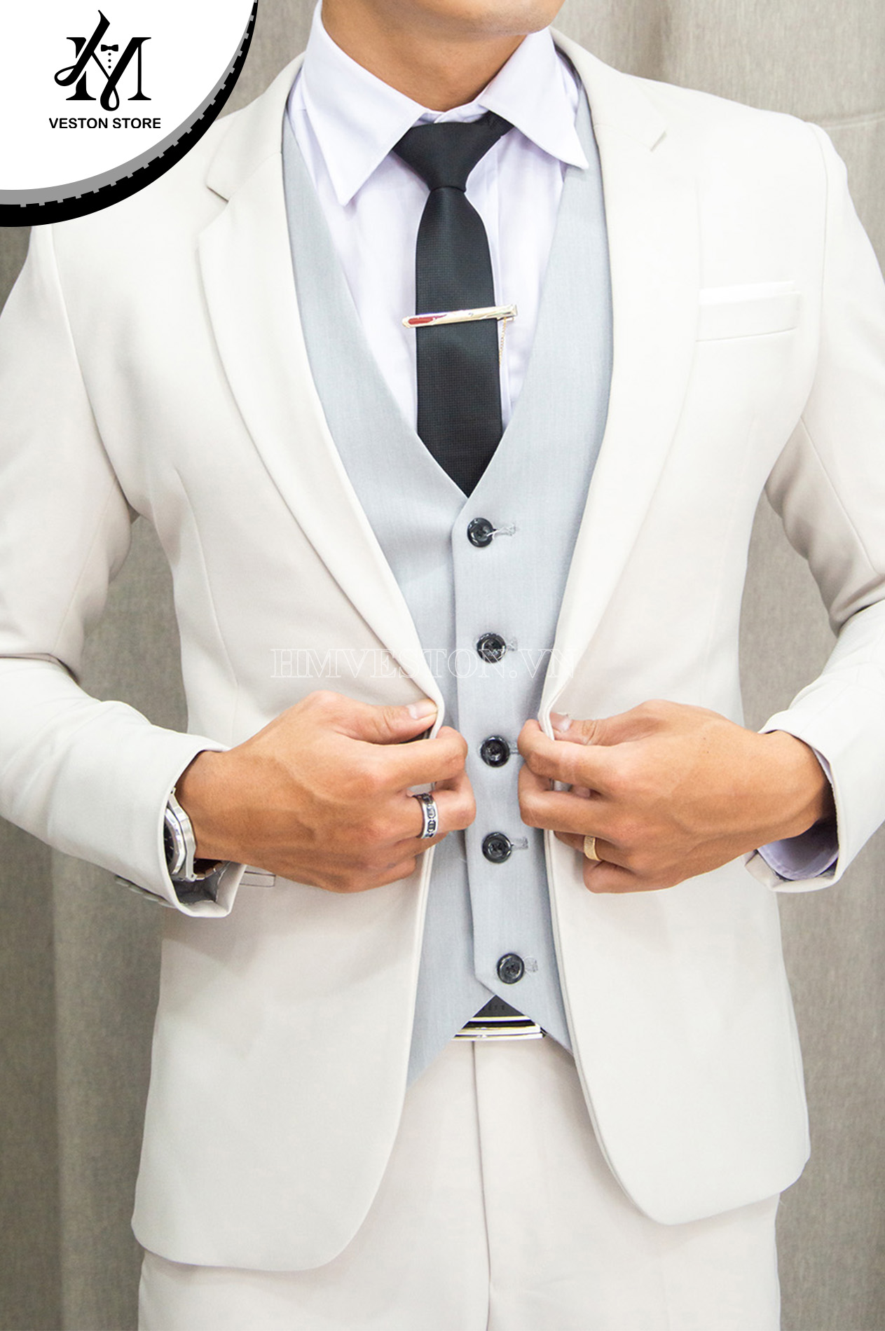 [Full Set] Bộ vest nam màu kem (áo vest+áo gile+quần+cà vạt+nơ)